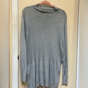 Sejour Gray Ribbed Knit Top